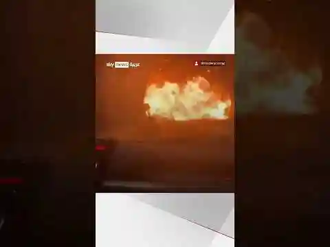 انفجار ناقلة غاز على الطريق السريع في #كولومبيا #شاهد_سكاي